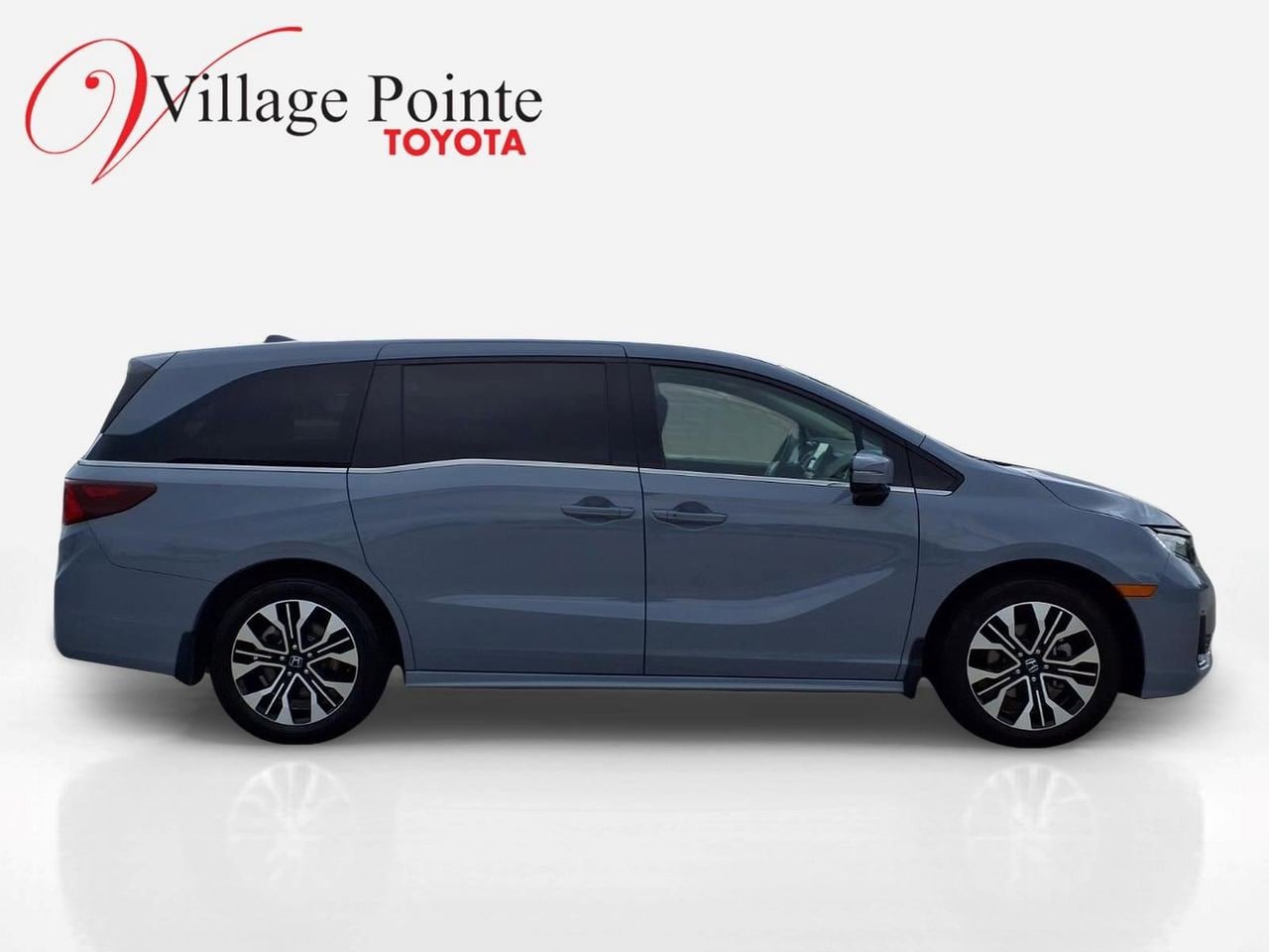 Used 2025 Honda Odyssey Elite image 9
