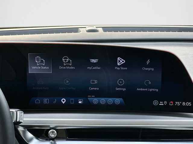 Used 2026 Cadillac Lyriq Luxury AWD/4WD image 3