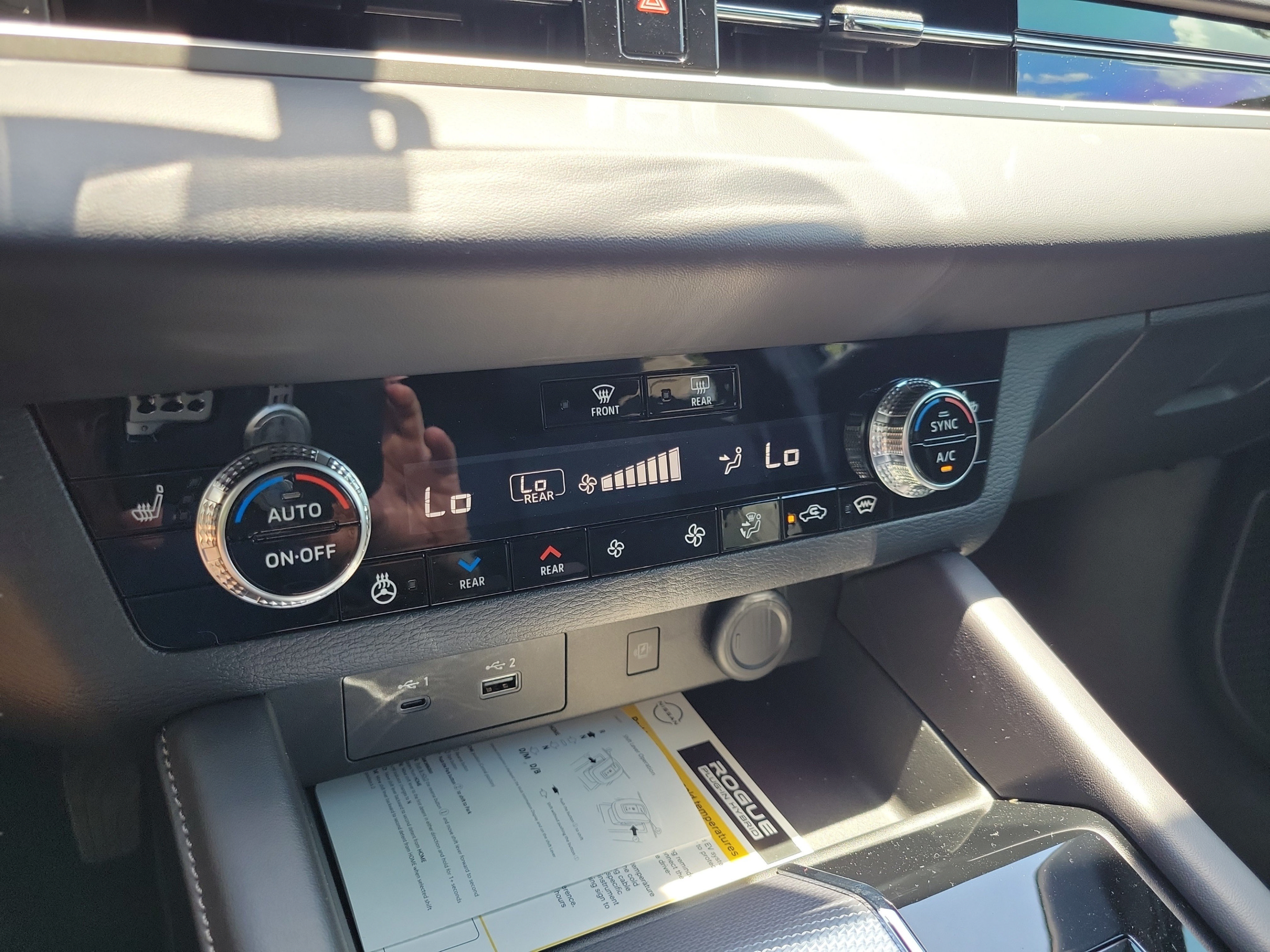 New 2026 Nissan Rogue Platinum AWD/4WD image 28