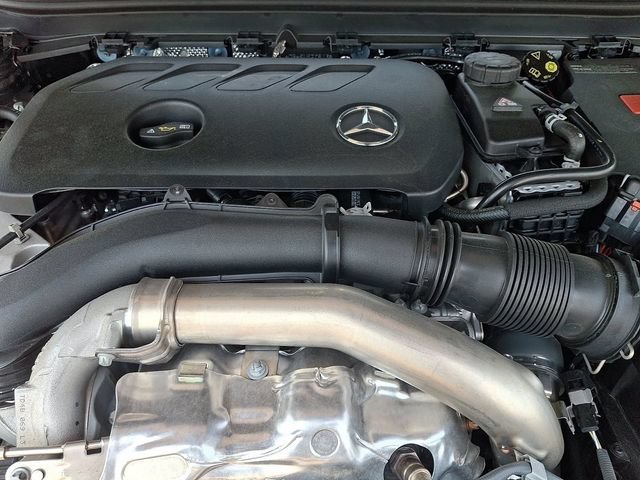 Used 2025 Mercedes-Benz CLA 250 image 29