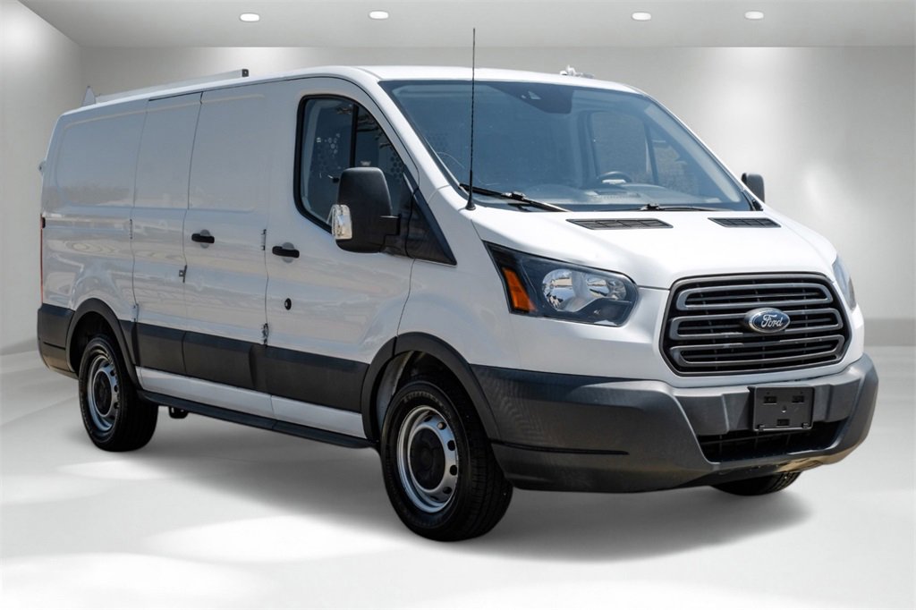 Used 2018 Ford Transit 150 130 Low Roof image 5