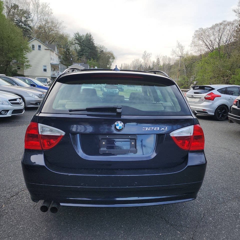 Used 2008 BMW 328xi Wagon AWD/4WD image 5