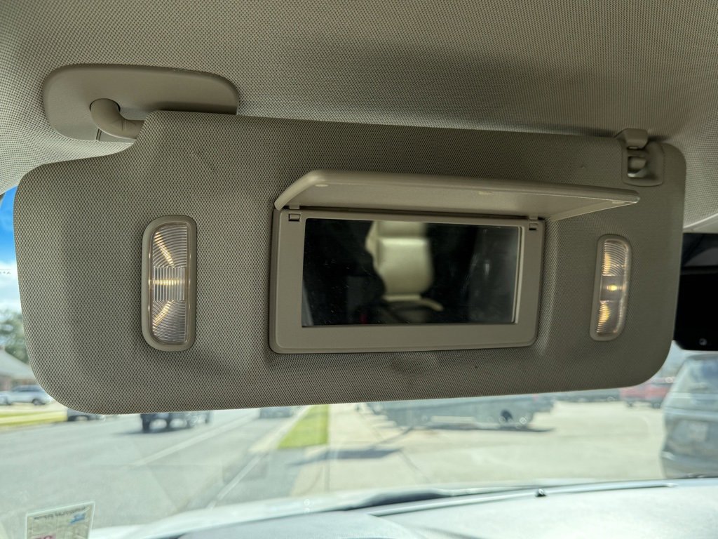 Used 2020 GMC Yukon XL SLT w/ Premium Edition image 43