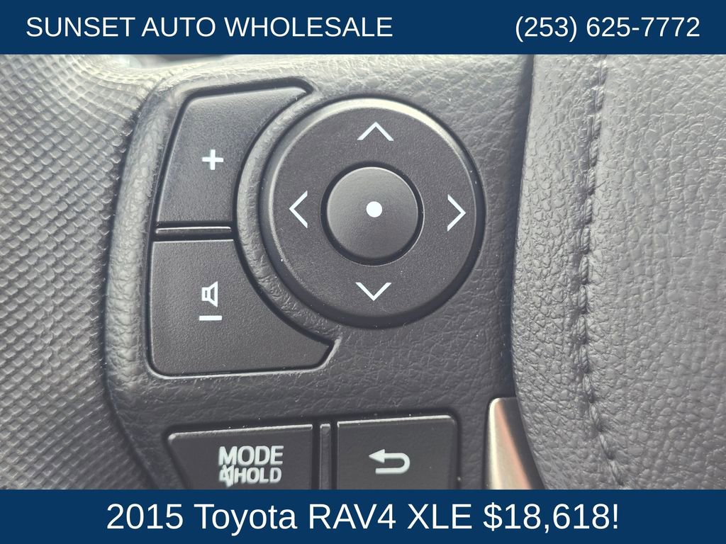Used 2015 Toyota RAV4 XLE AWD/4WD image 31