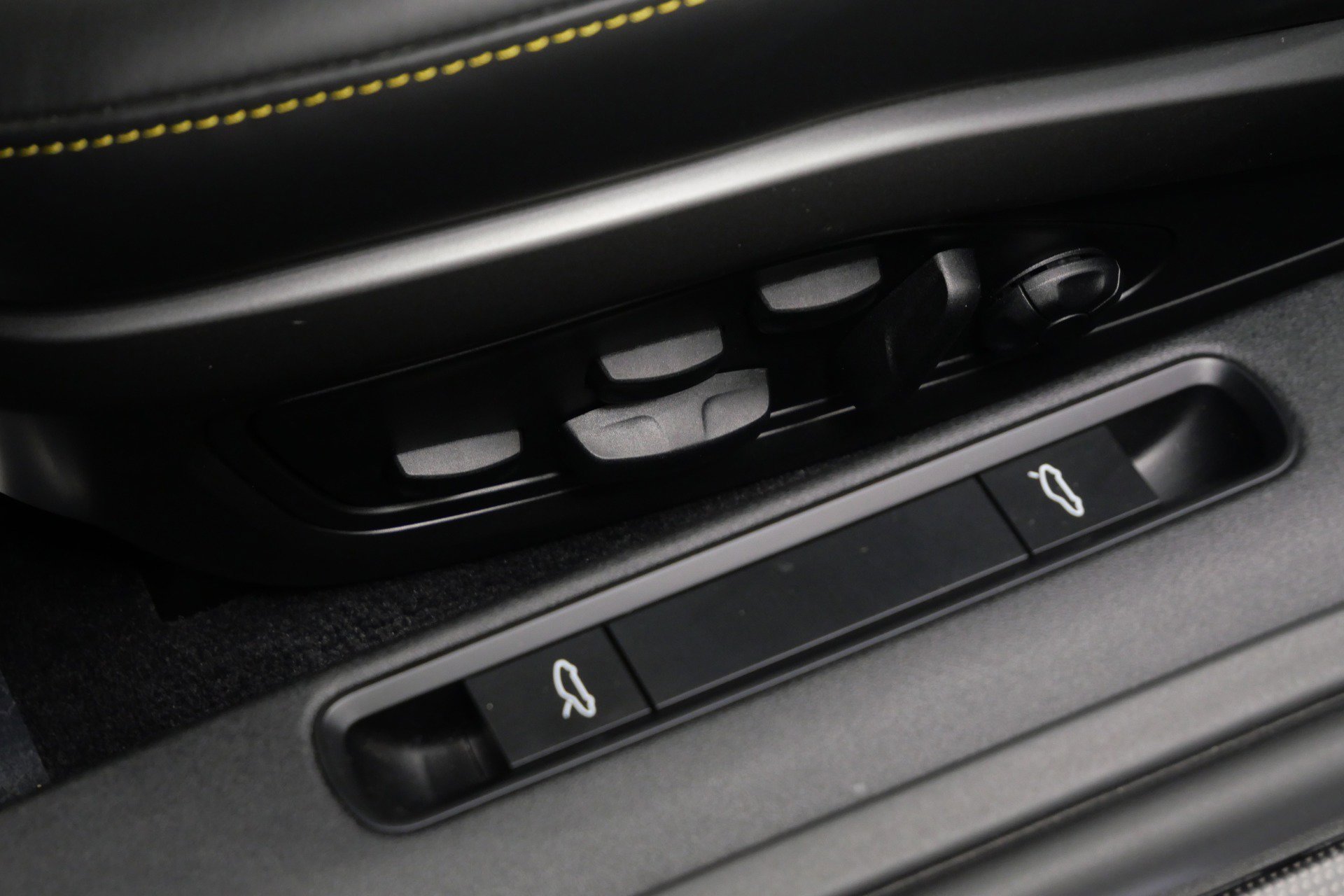 Used 2022 Porsche 911 GT3 image 35