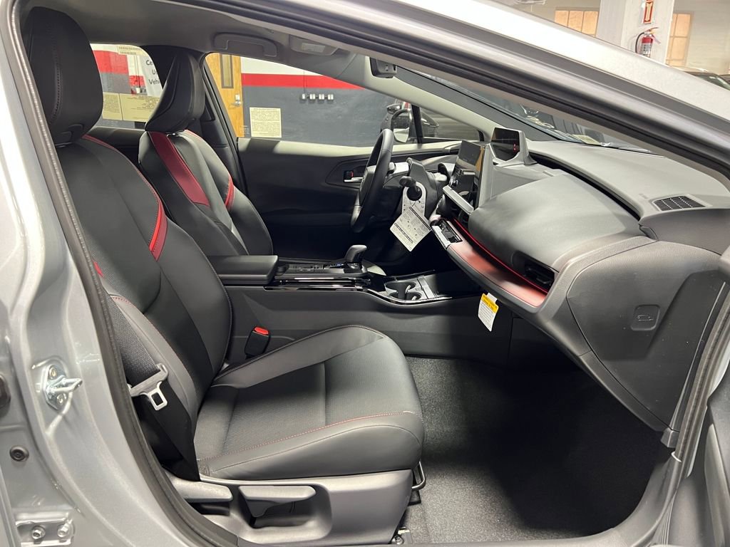 New 2026 Toyota Prius Plug-In Hybrid image 17