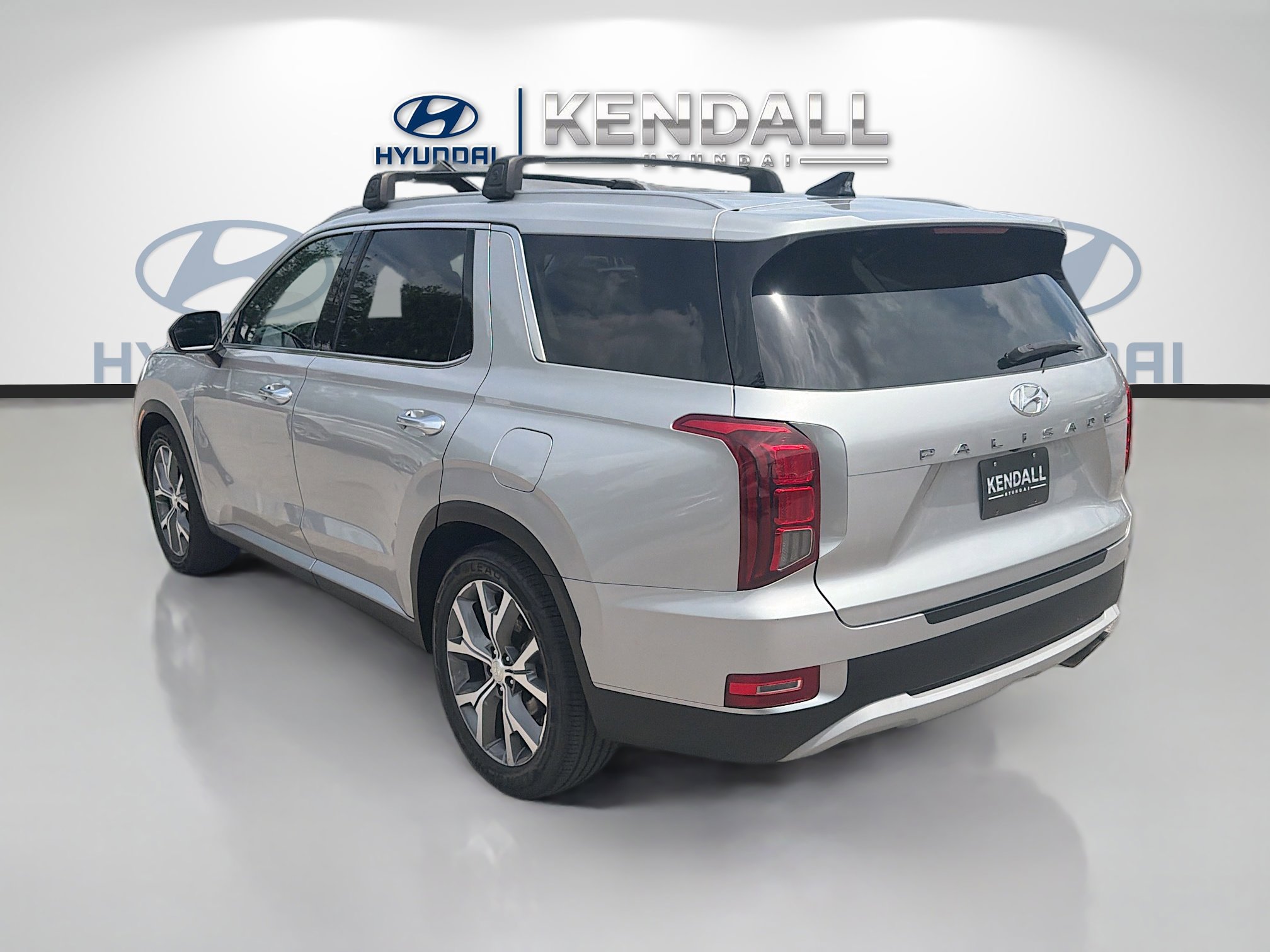 Used 2022 Hyundai Palisade SEL w/ 8P Bench Seat Package FWD image 3