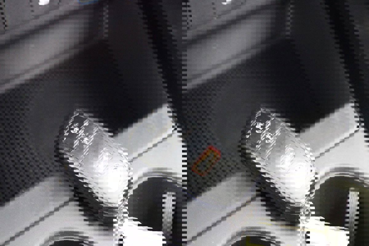 Used 2024 Toyota Prius LE image 13