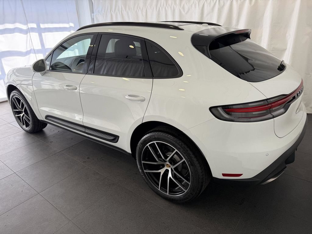 New 2026 Porsche Macan AWD/4WD image 3