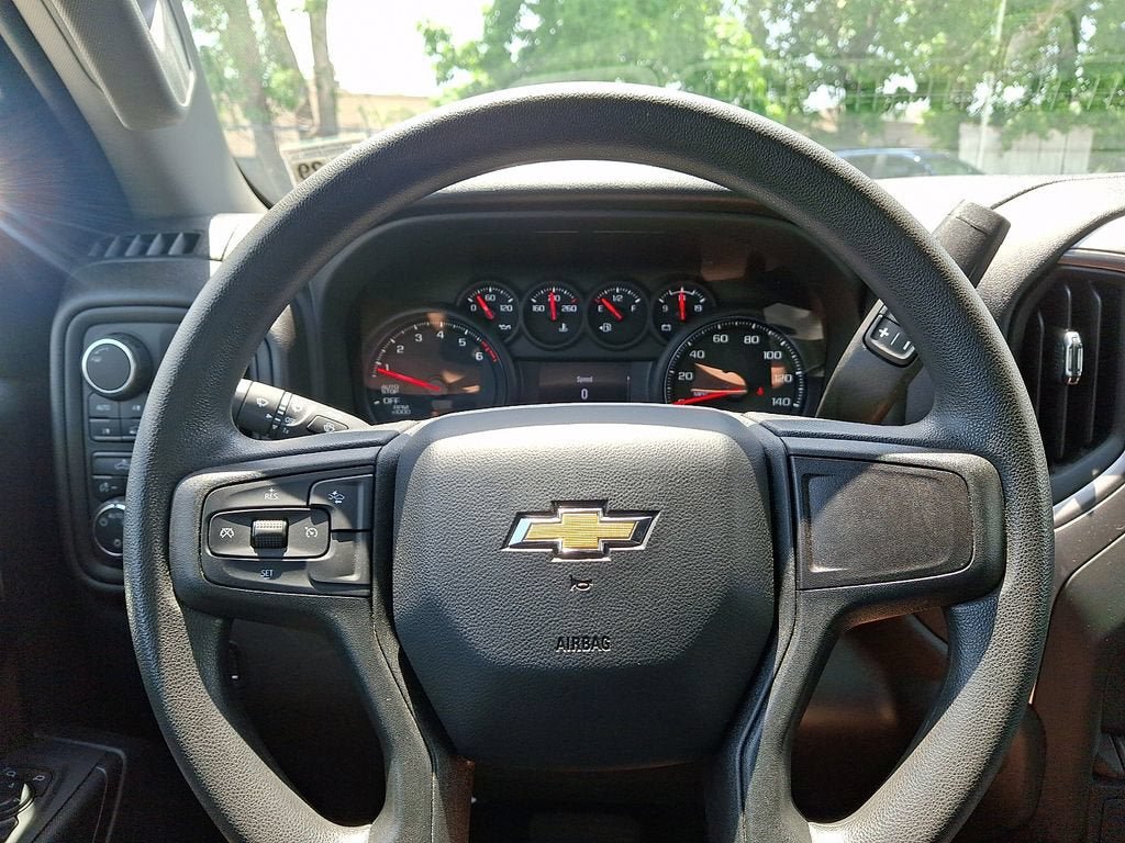 Certified 2024 Chevrolet Silverado 1500 Custom w/ Turbomax Blackout Package AWD/4WD image 19