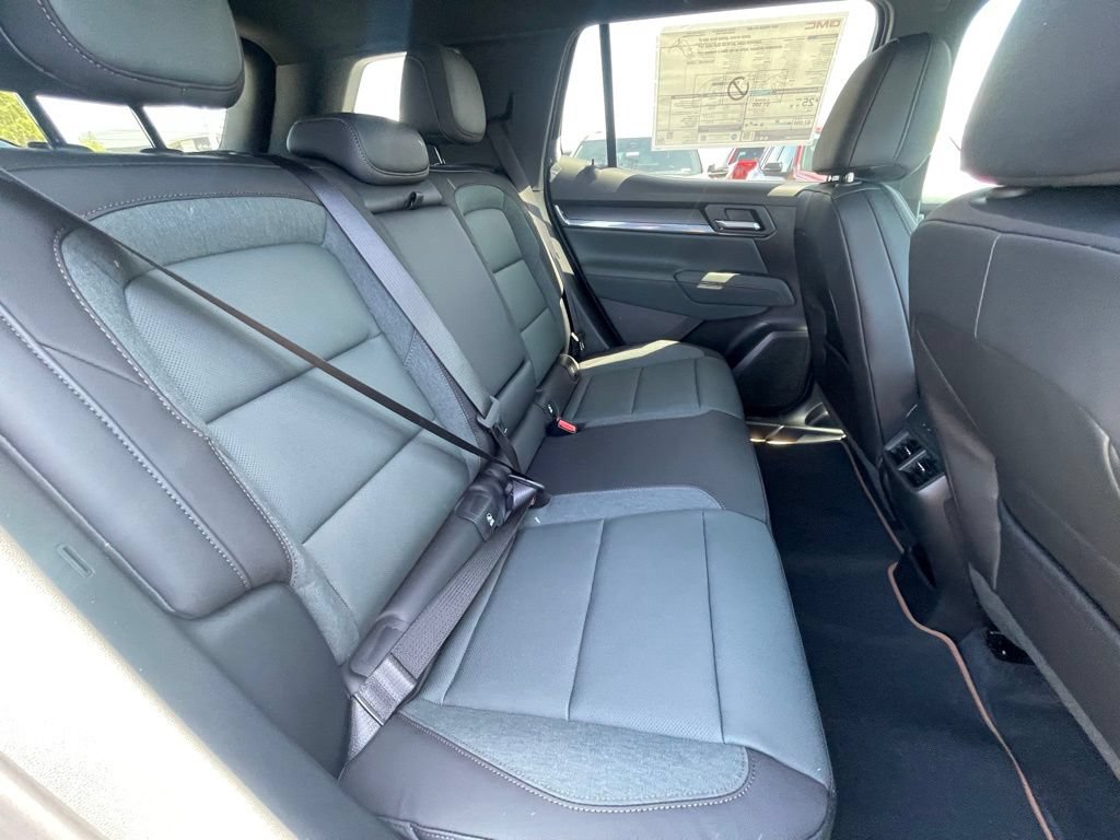 New 2026 GMC Terrain AT4 AWD/4WD image 29