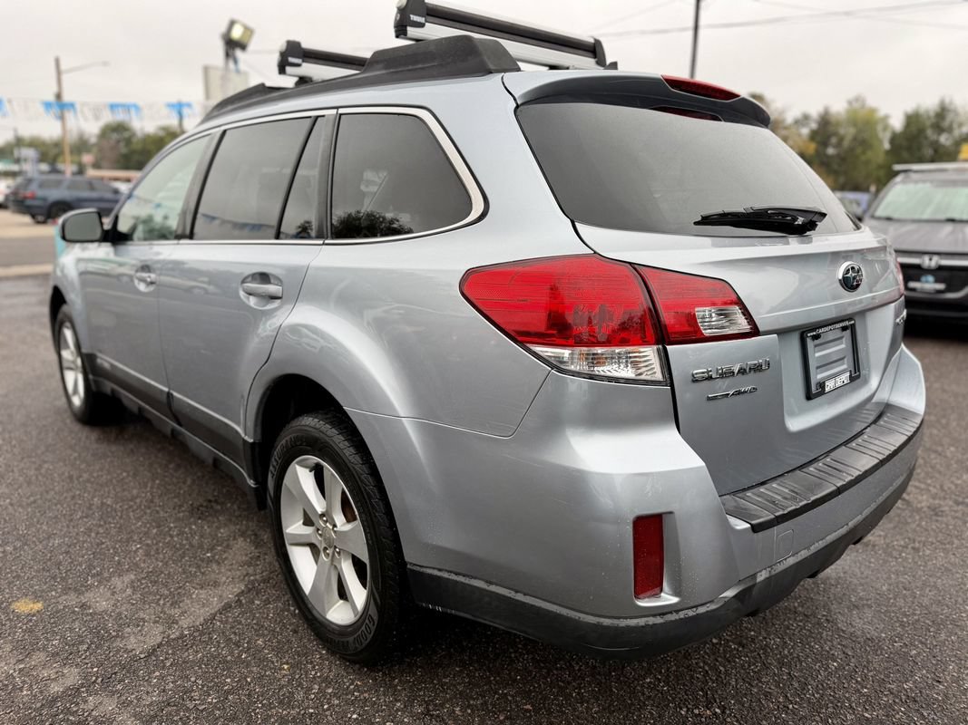 Used 2014 Subaru Outback 2.5i Premium AWD/4WD image 5