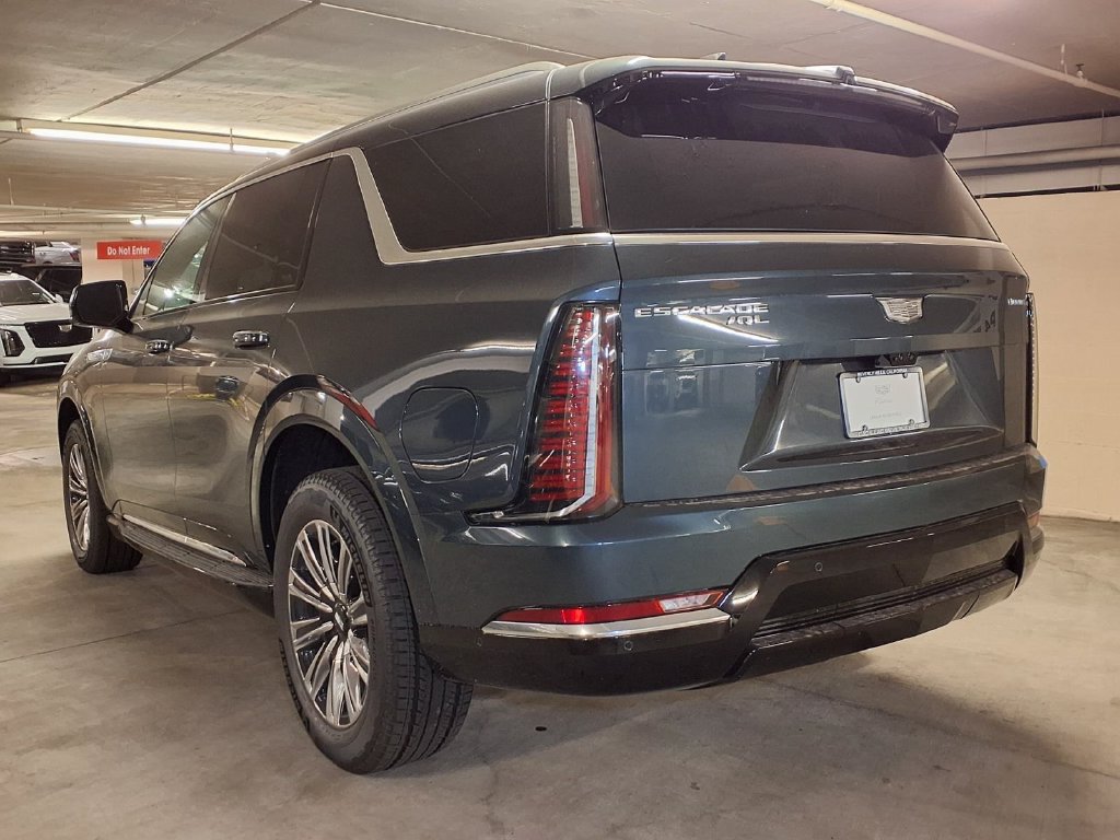 New 2026 Cadillac Escalade IQL Luxury AWD/4WD image 9