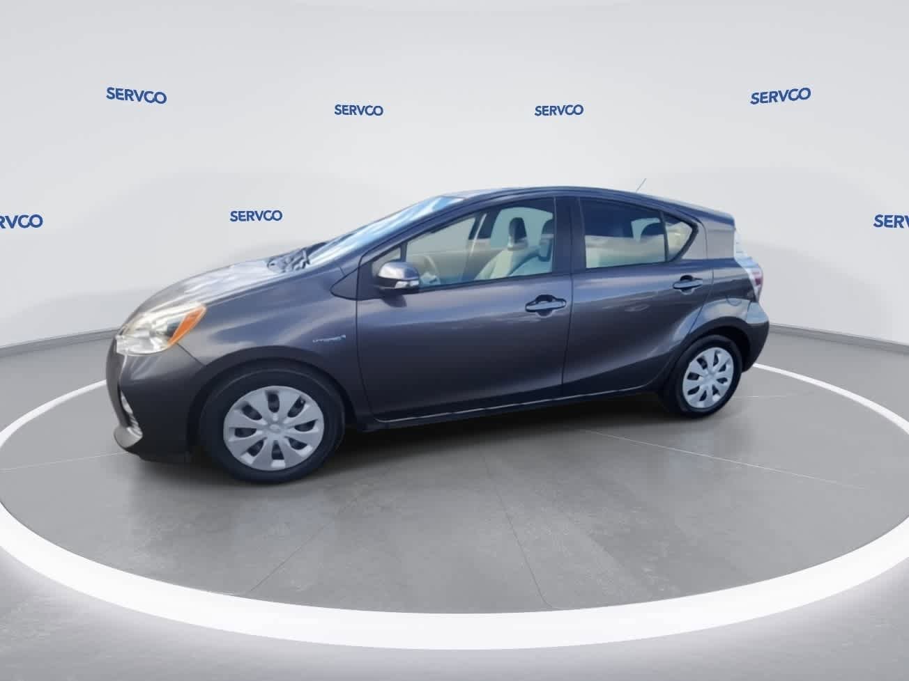 Used 2014 Toyota Prius C One FWD image 4