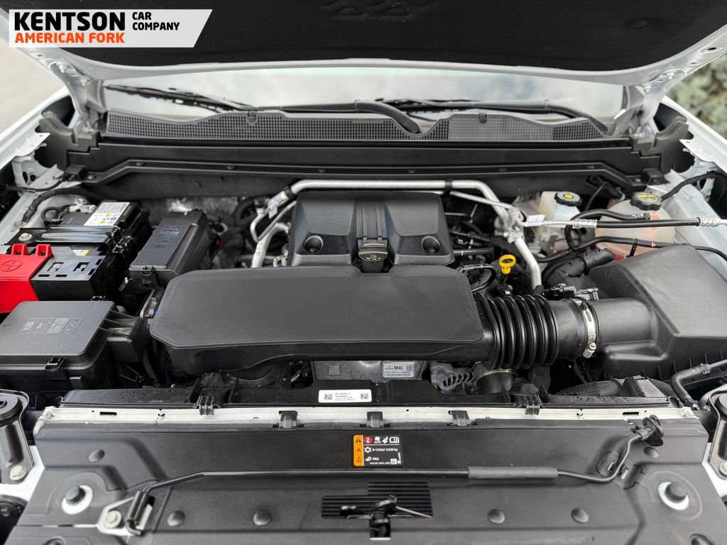 Used 2025 GMC Canyon AT4 w/ AT4 Premium Package image 15