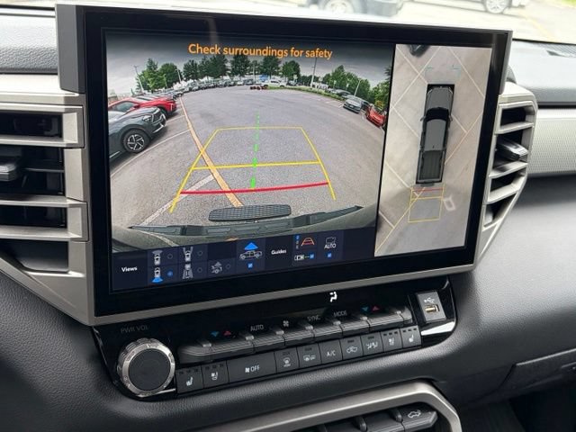 Used 2025 Toyota Tundra Limited AWD/4WD image 22