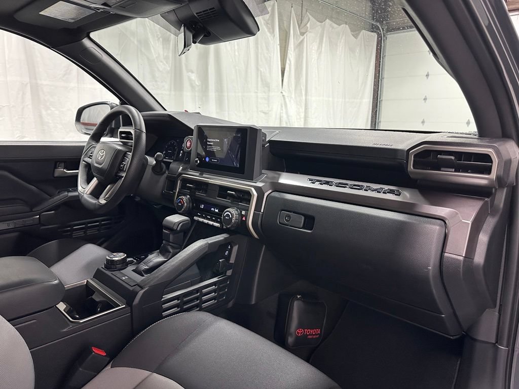 Used 2026 Toyota Tacoma TRD Off-Road AWD/4WD image 61