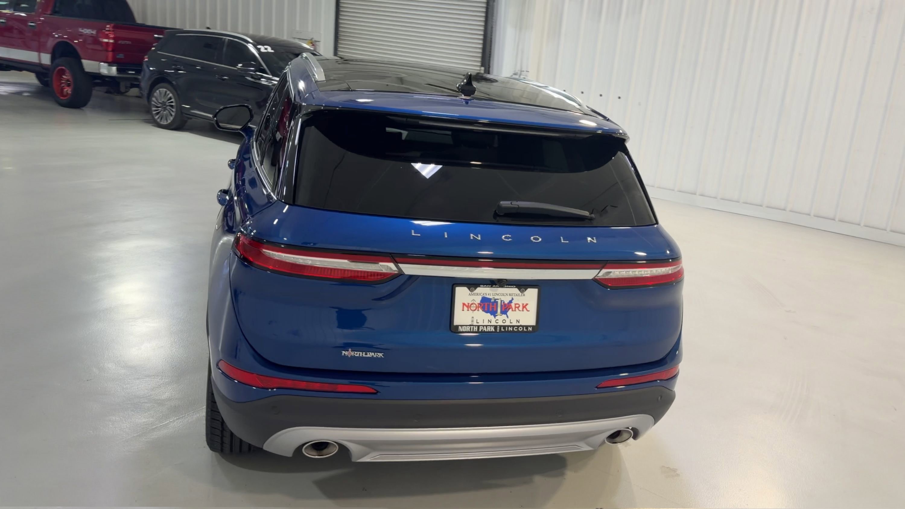 Used 2020 Lincoln Corsair Reserve w/ Elements Package FWD image 8