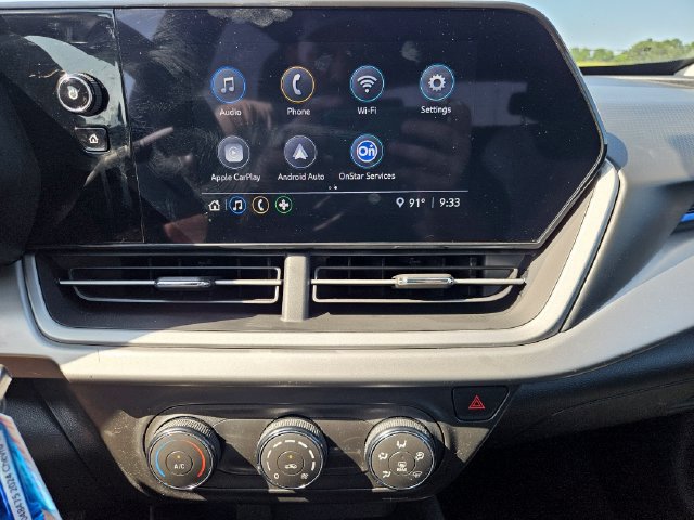 Used 2024 Chevrolet Trax LS w/ Driver Confidence Package FWD image 18