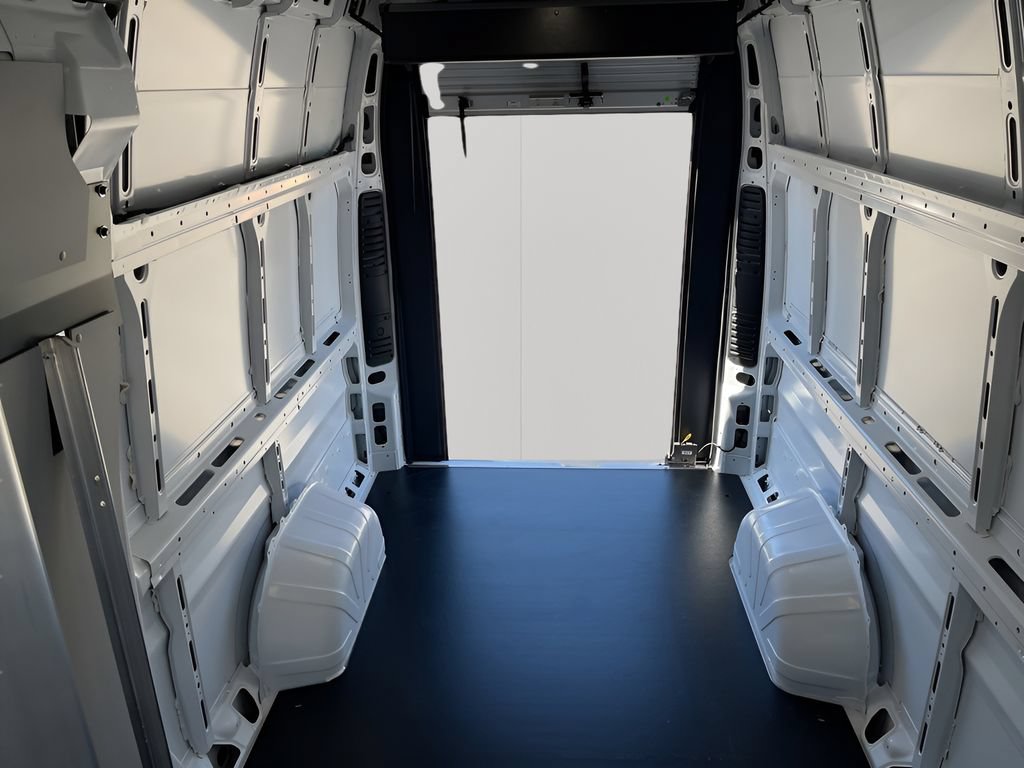 New 2025 RAM ProMaster 3500 FWD image 18