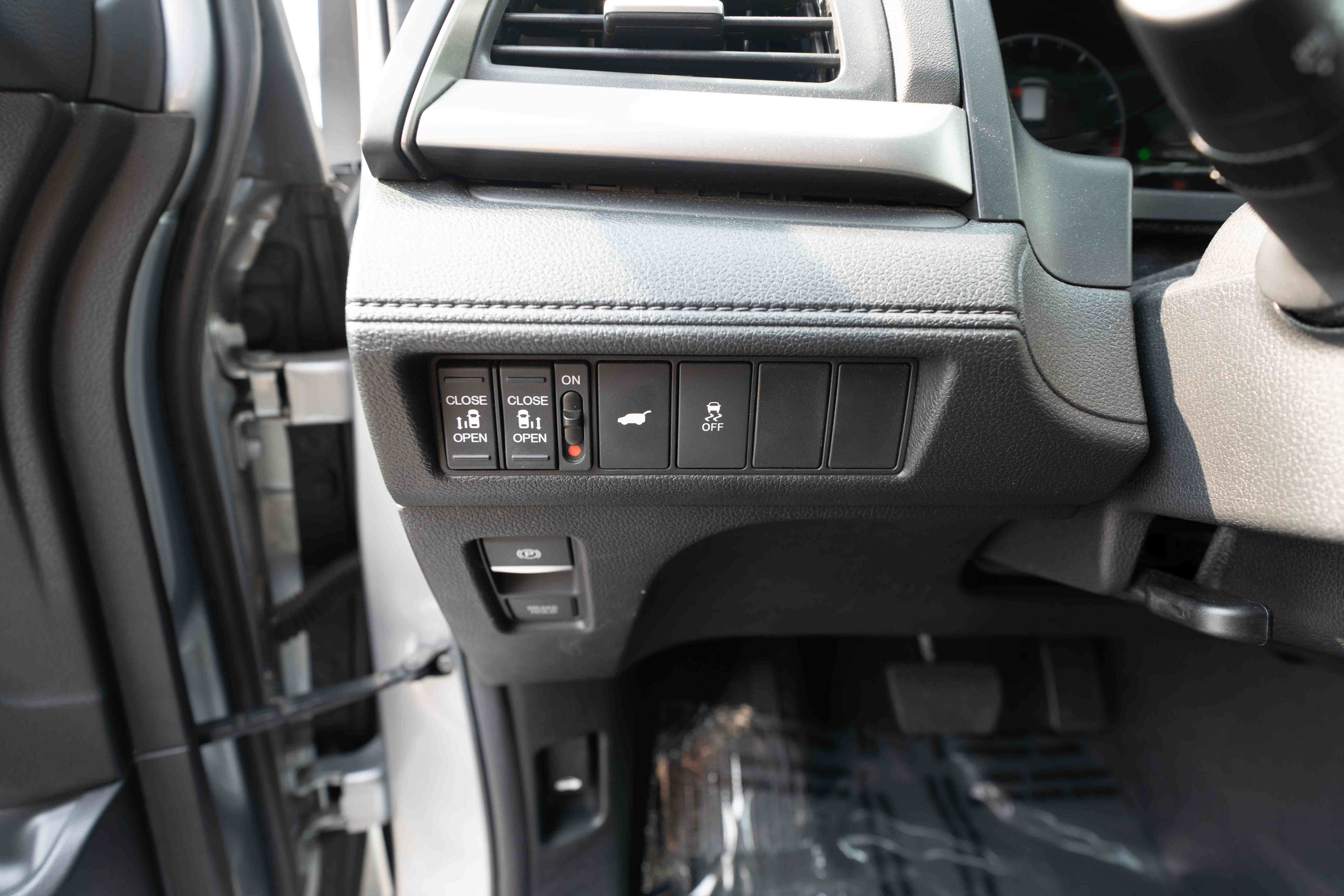 Certified 2025 Honda Odyssey EX-L image 11