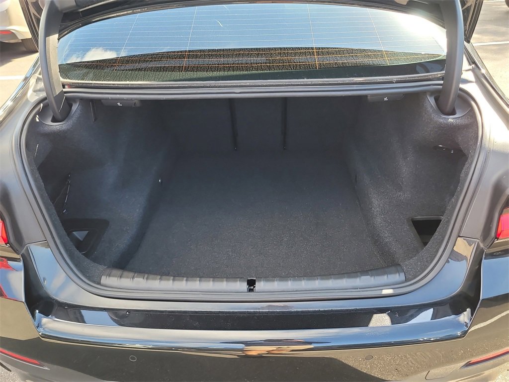 Used 2021 BMW 530i w/ M Sport Package image 7