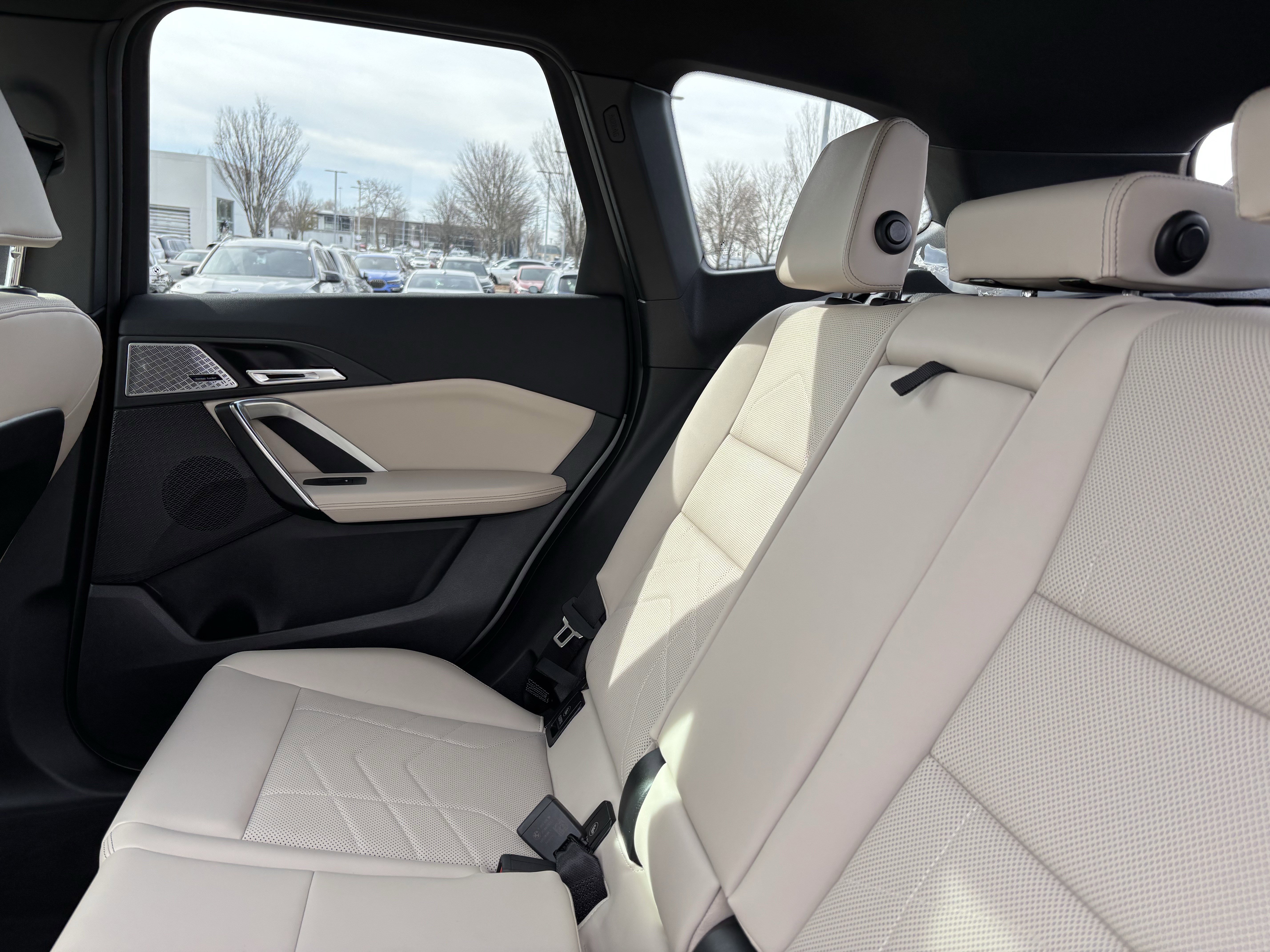 Certified 2025 BMW X1 xDrive28i w/ Technology Package image 32