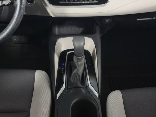 Used 2025 Toyota Corolla LE w/ Convenience Package image 26