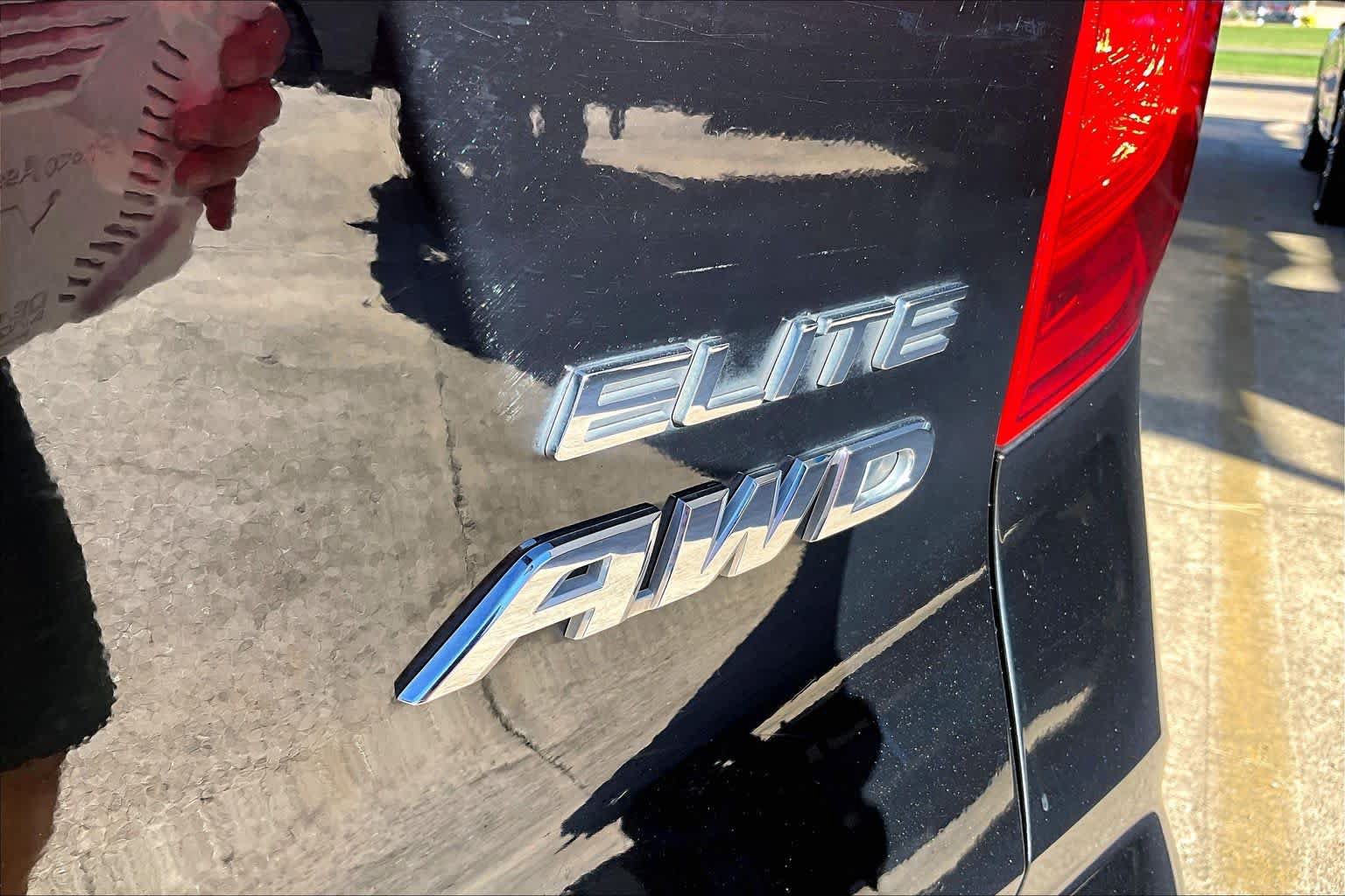 Certified 2017 Honda Pilot Elite image 31
