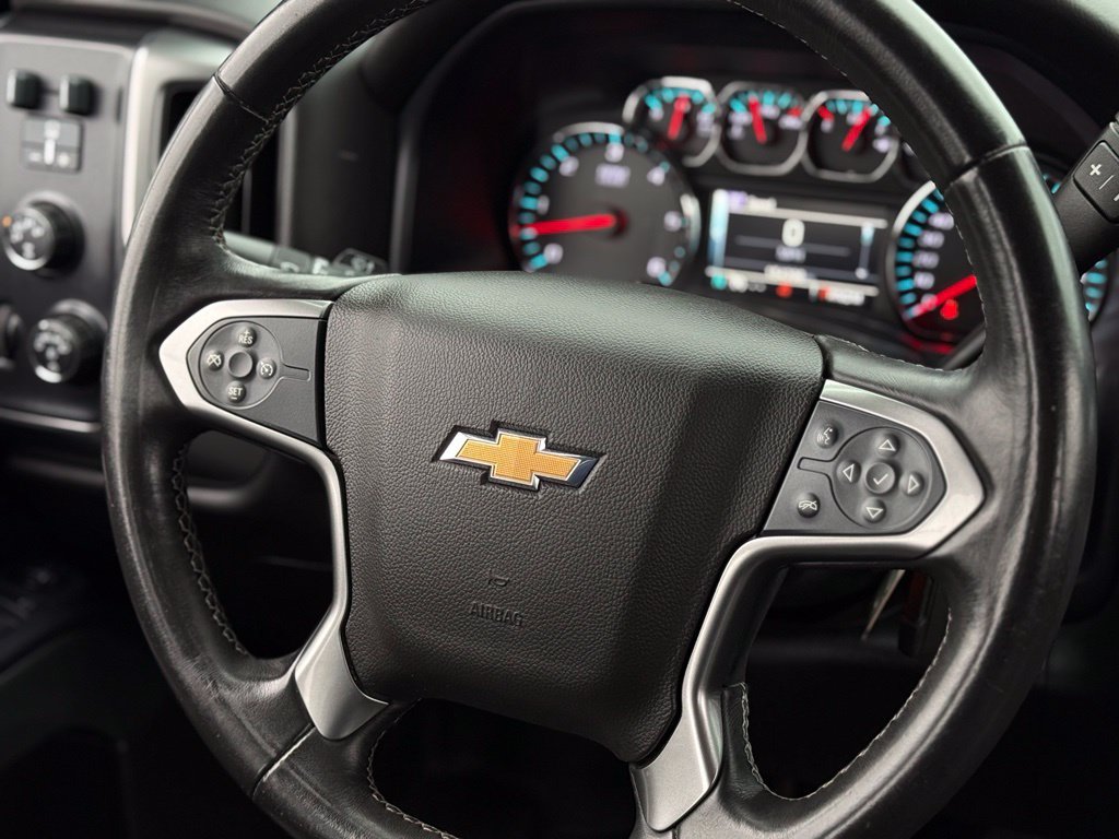 Used 2015 Chevrolet Silverado 1500 LT w/ LT Convenience Package AWD/4WD image 8