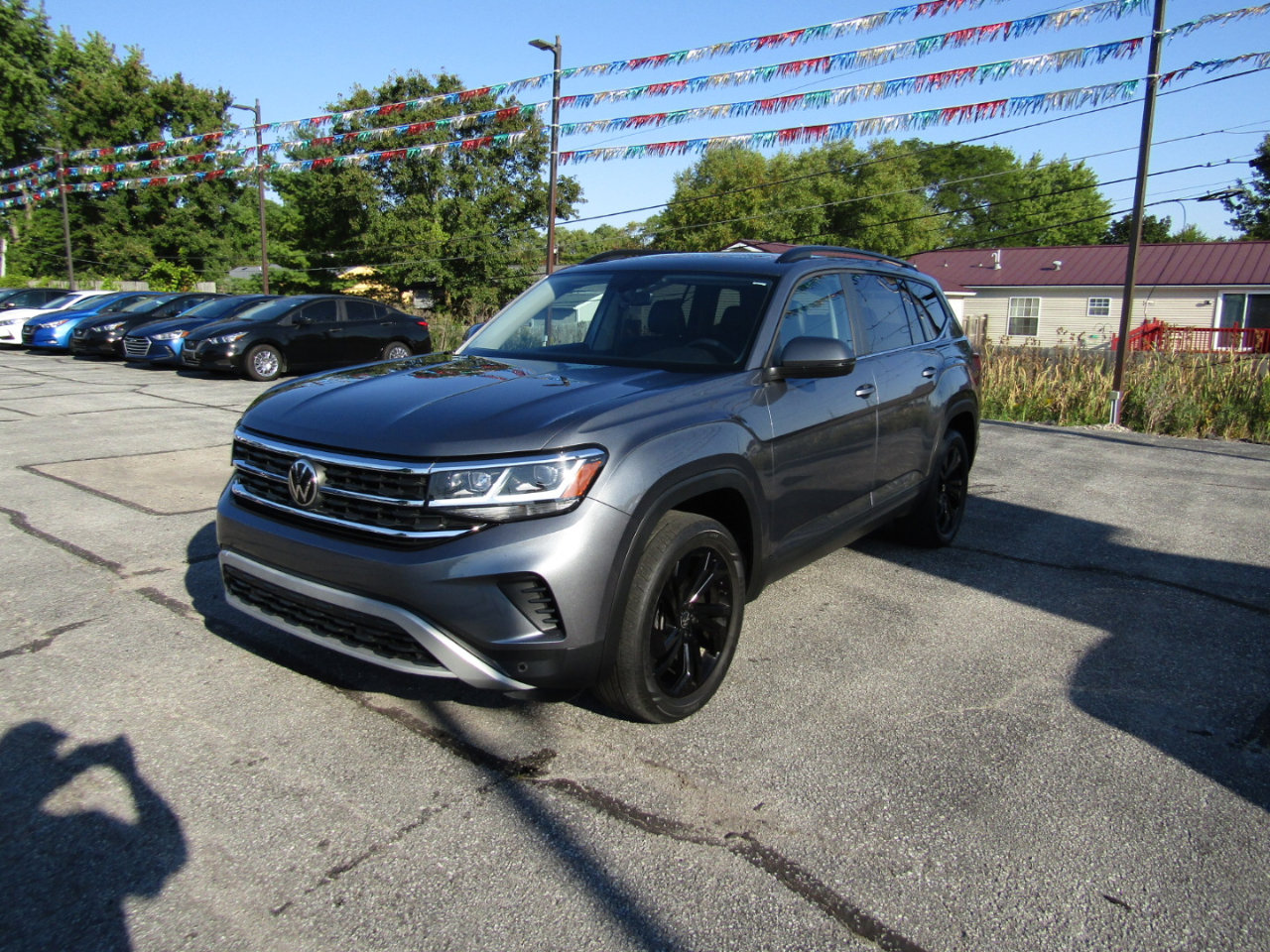 Used 2022 Volkswagen Atlas SE image 3