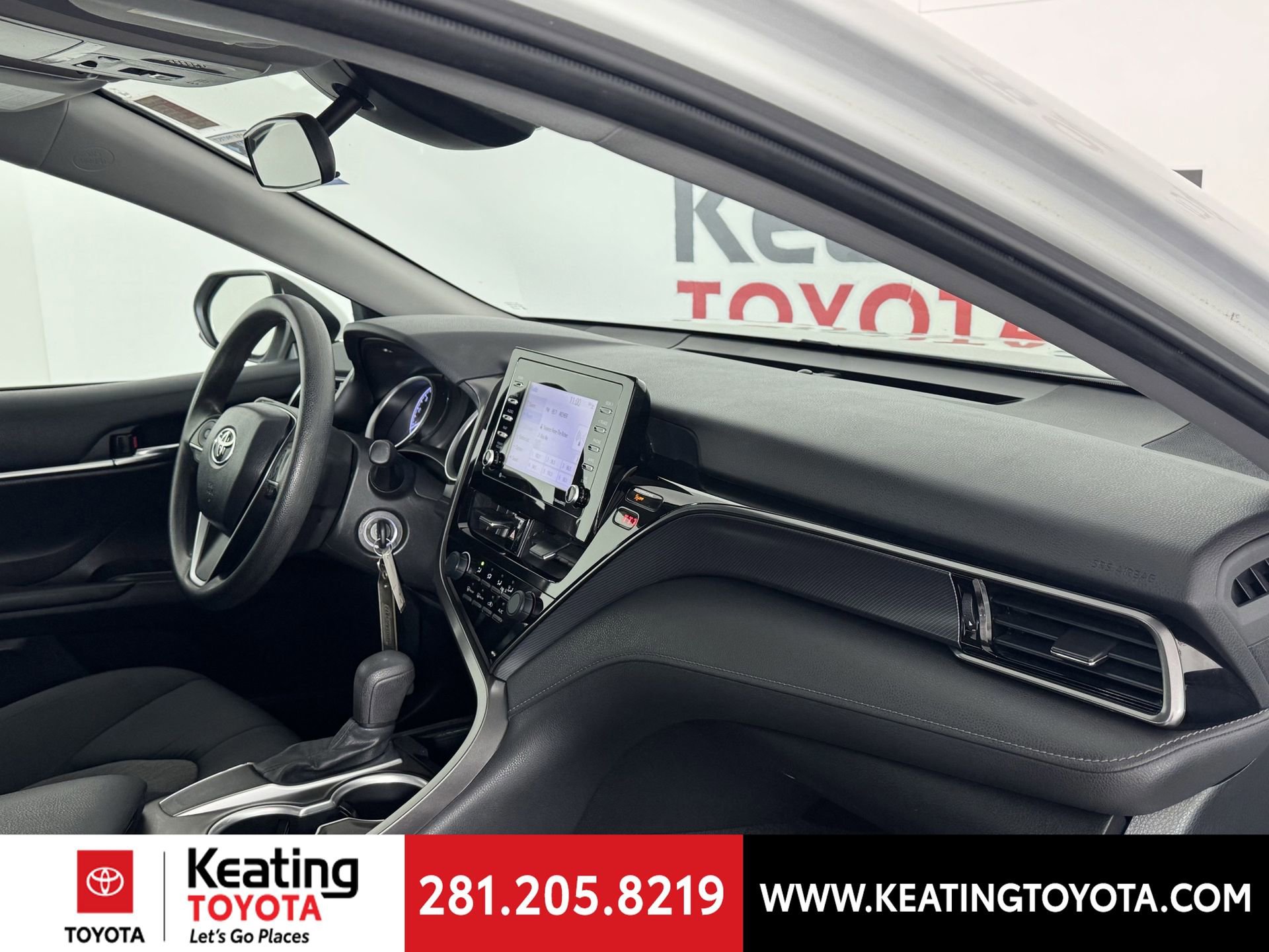 Used 2021 Toyota Camry LE image 21