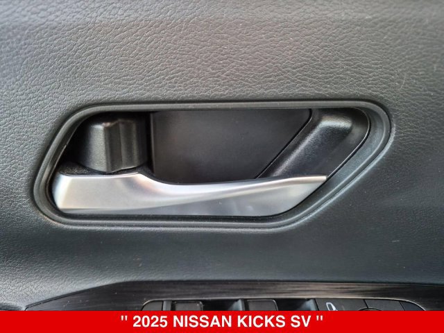 Certified 2025 Nissan Kicks SV AWD/4WD image 12