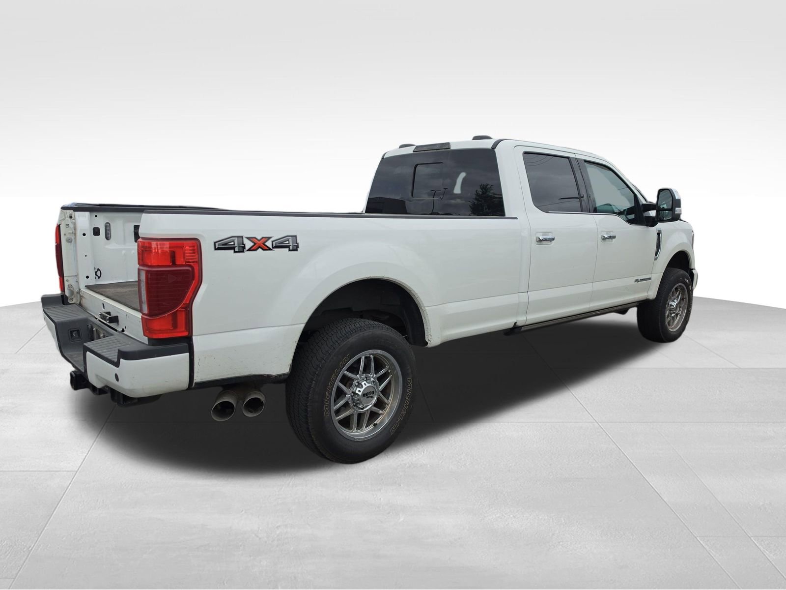Used 2020 Ford F350 Platinum AWD/4WD image 5