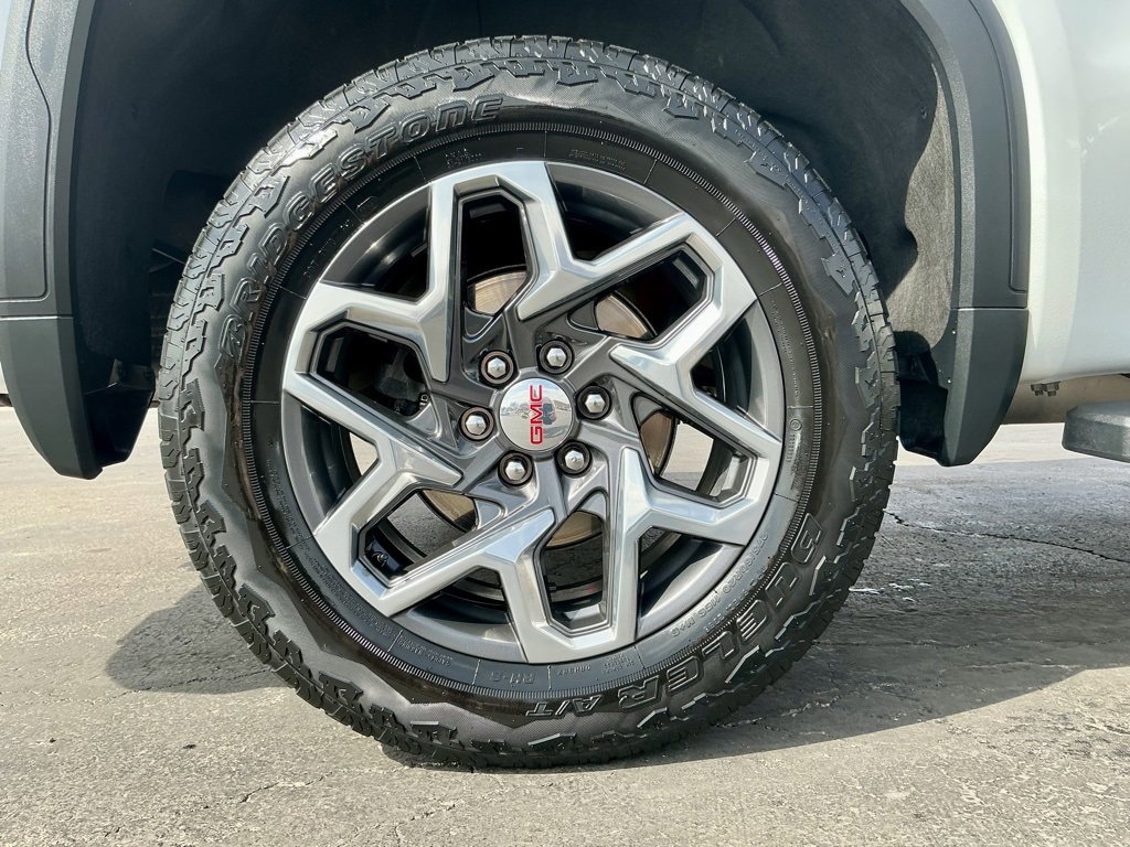 Used 2024 GMC Sierra 1500 SLT w/ SLT Premium Plus Package image 22