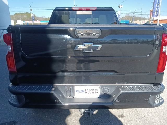 Used 2023 Chevrolet Silverado 1500 ZR2 w/ Technology Package image 4