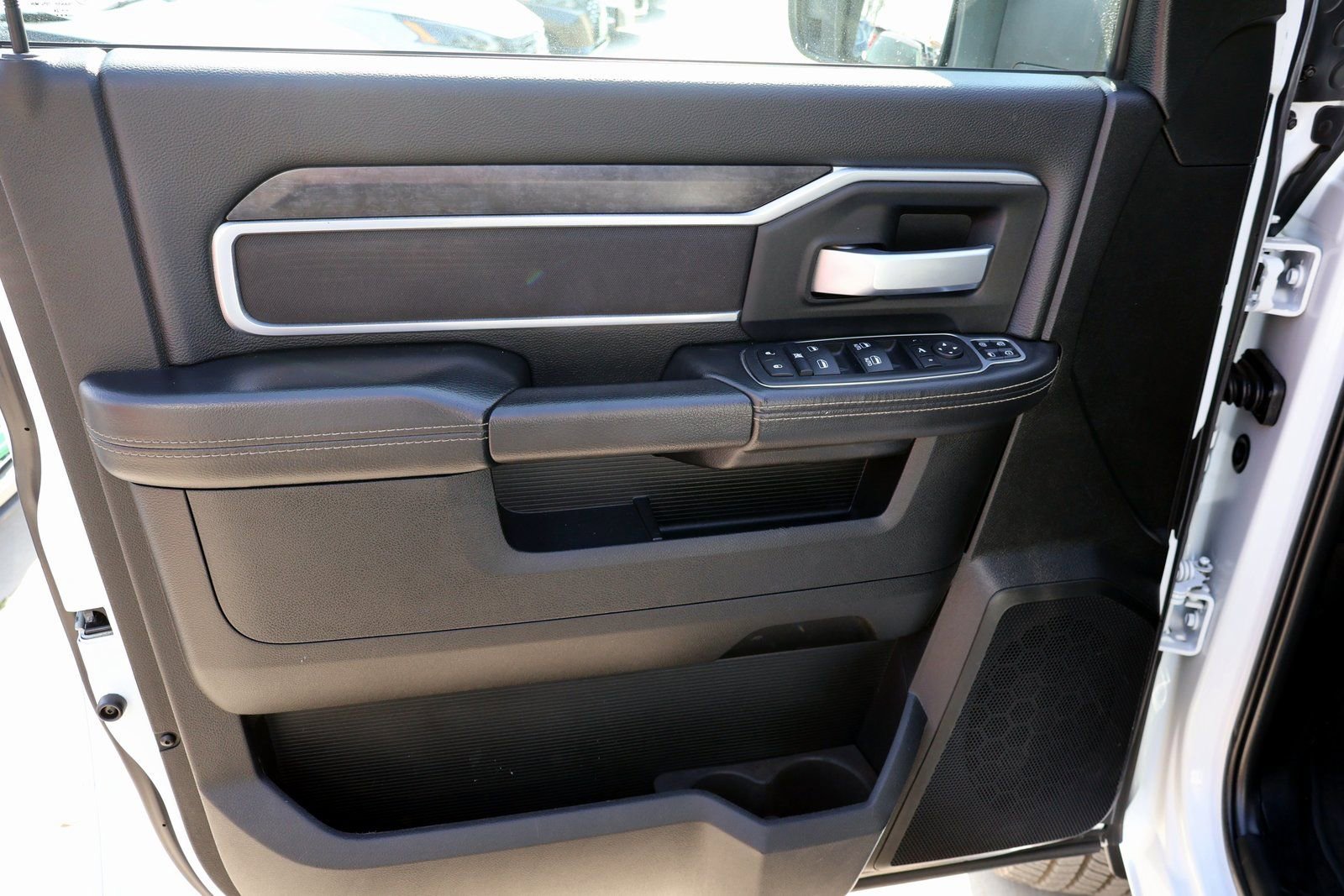 Used 2024 RAM 2500 Big Horn image 22