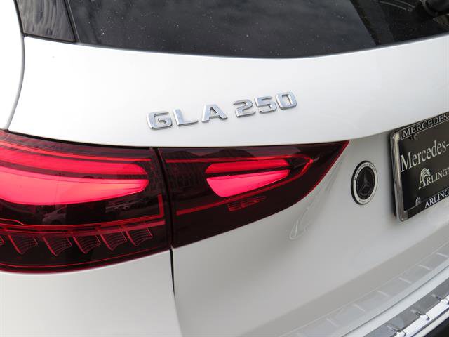 Used 2025 Mercedes-Benz GLA 250 4MATIC image 27
