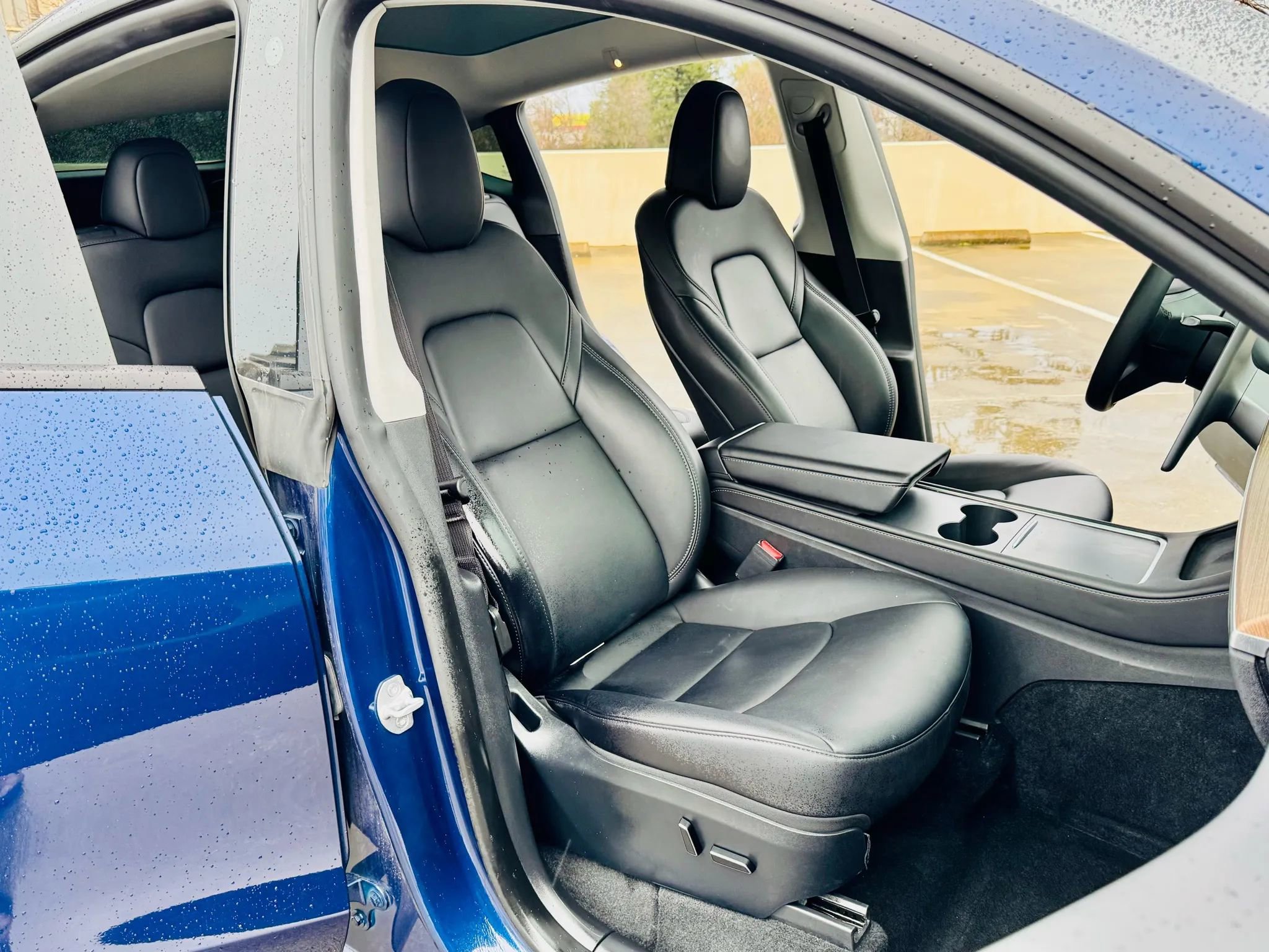 Used 2023 Tesla Model Y Performance image 15