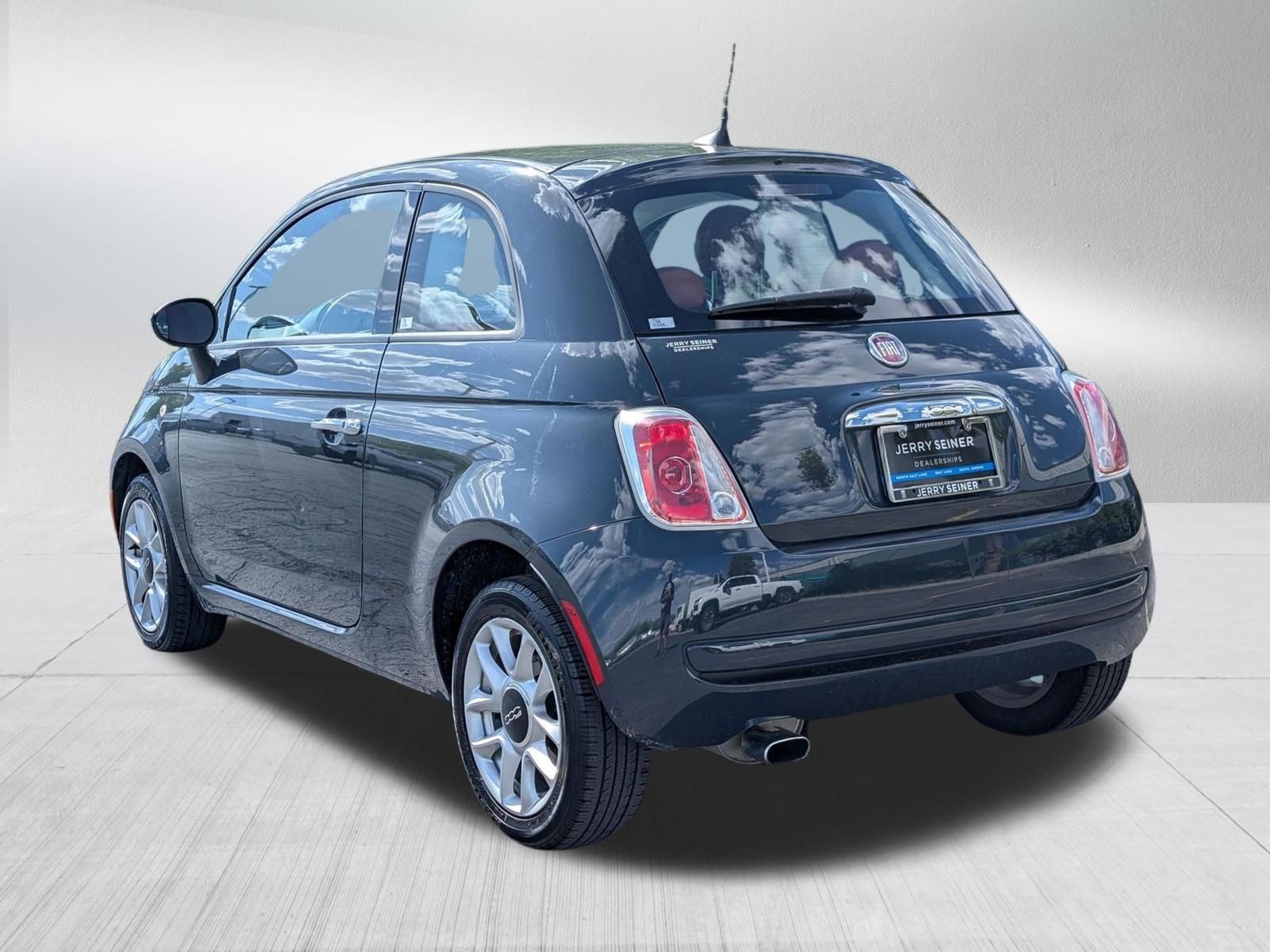 Used 2017 FIAT 500 Pop FWD image 3