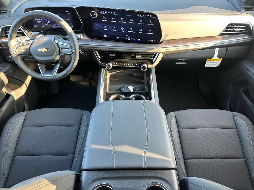 New 2026 Chevrolet Suburban LS AWD/4WD image 3
