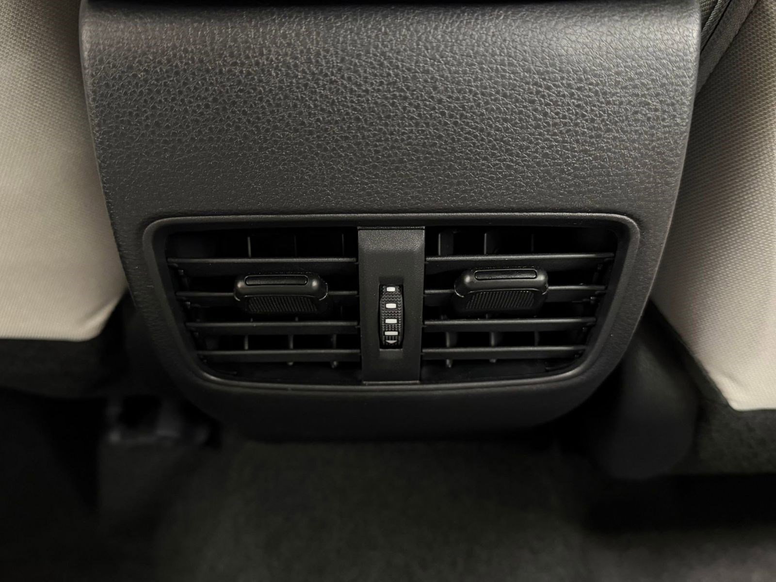 New 2026 Toyota Corolla Cross L image 19