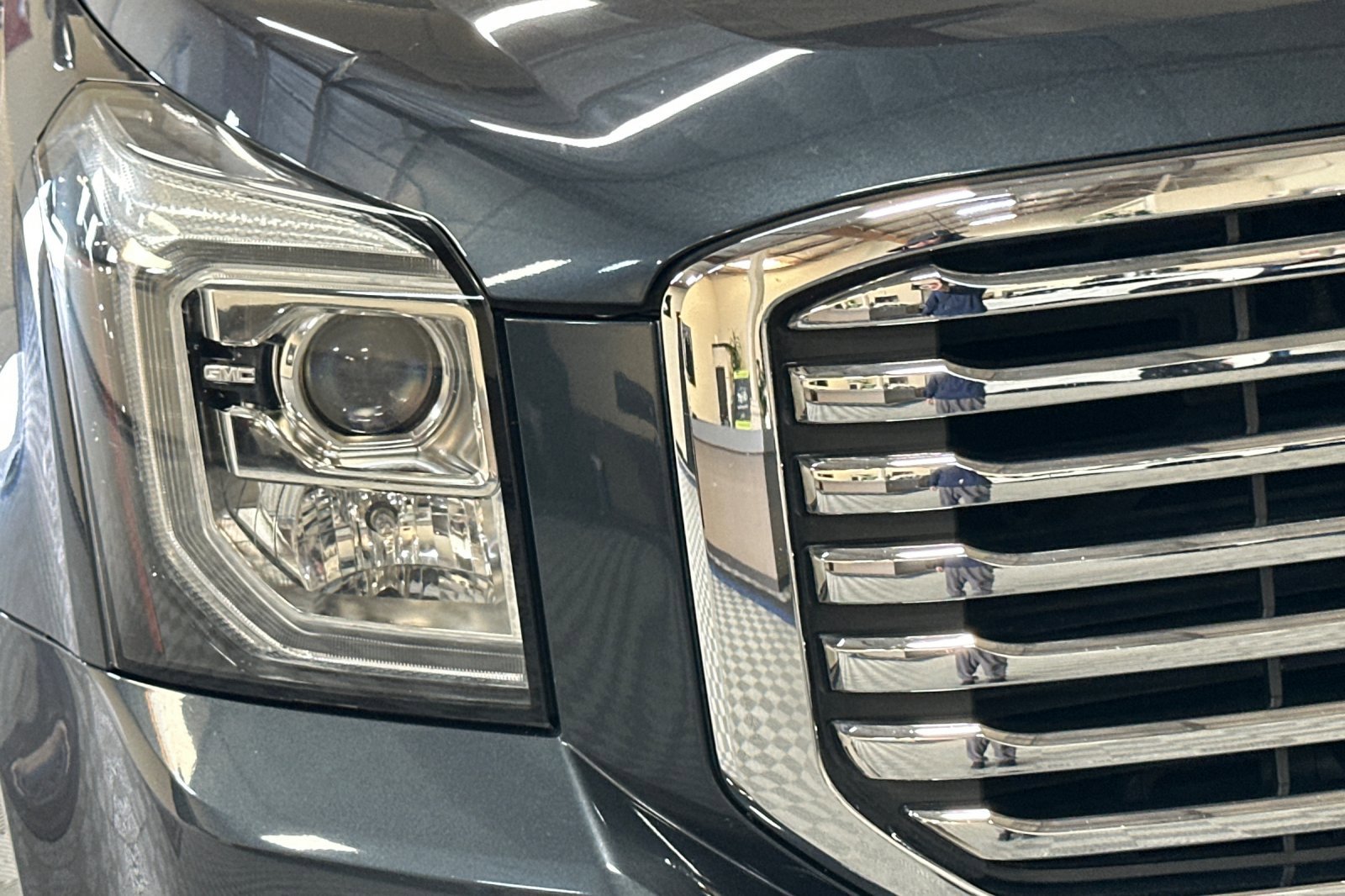 Used 2020 GMC Yukon XL SLT w/ Value Plus Edition image 47