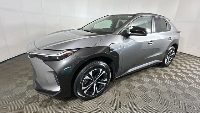 Used 2023 Toyota bZ4X AWD image 7