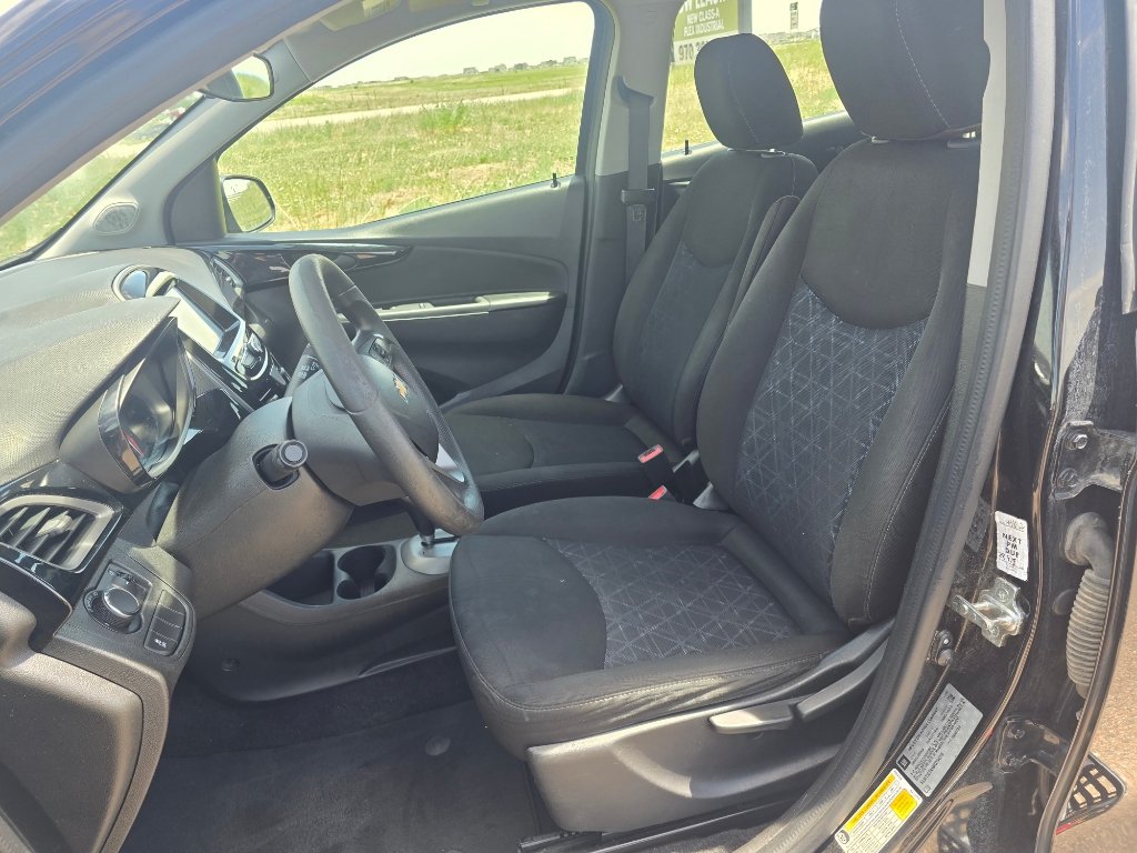 Used 2021 Chevrolet Spark LT FWD image 14