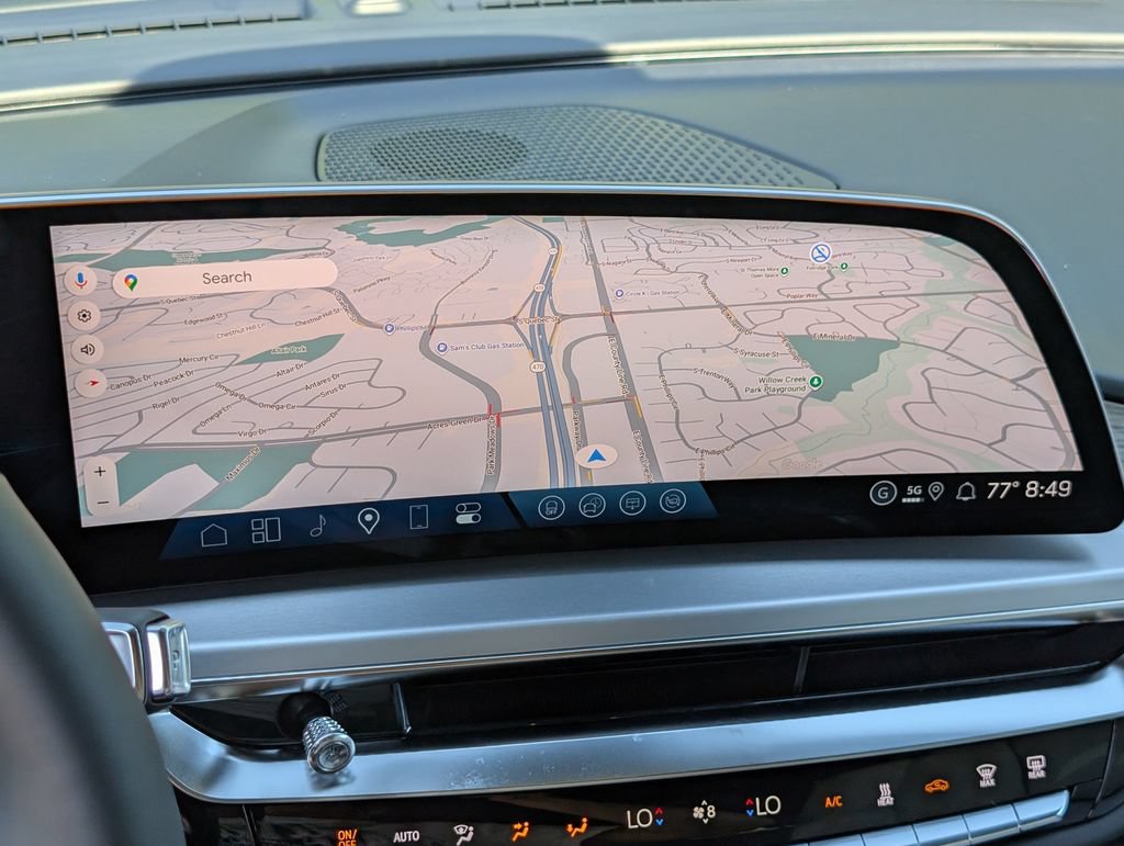 New 2026 Cadillac Lyriq Sport AWD/4WD image 34