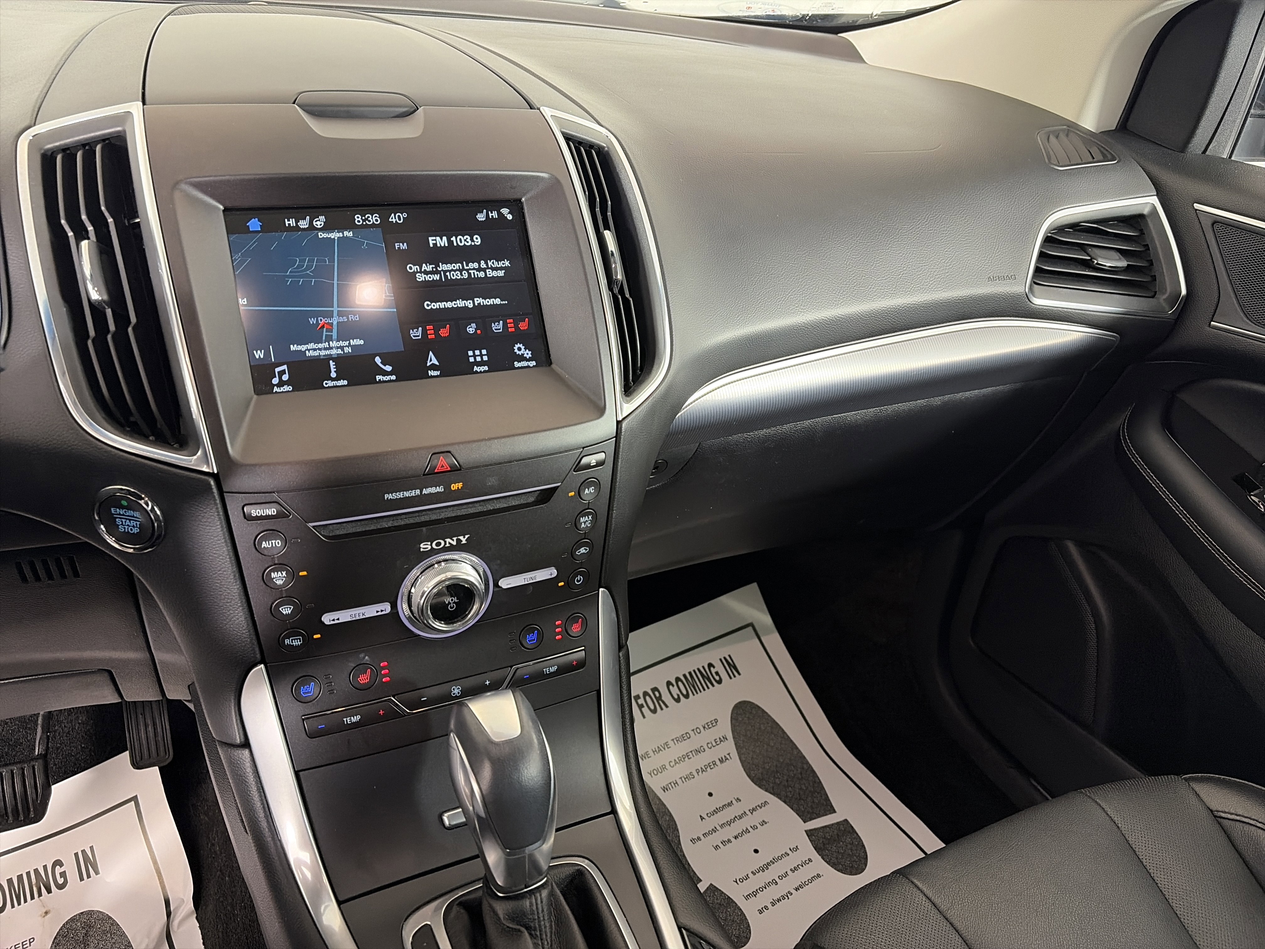 Used 2018 Ford Edge Titanium w/ Equipment Group 301A image 4