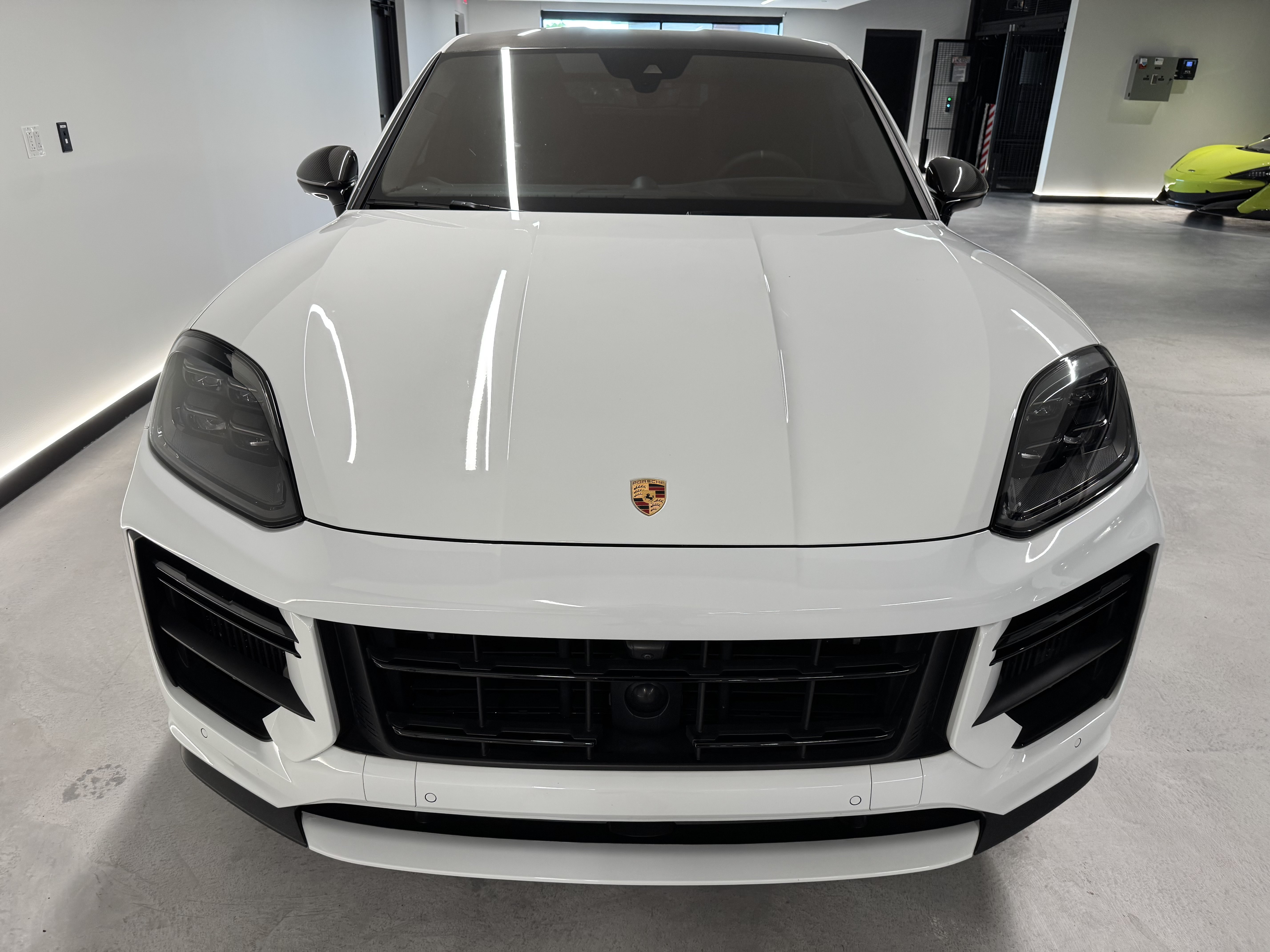 Used 2024 Porsche Cayenne Turbo GT AWD/4WD image 6