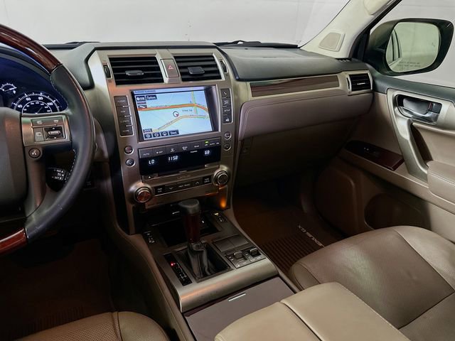 Used 2015 Lexus GX 460 w/ Premium Package AWD/4WD image 25