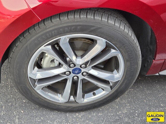 Certified 2018 Ford Edge Sport w/ Equipment Group 401A AWD/4WD image 3